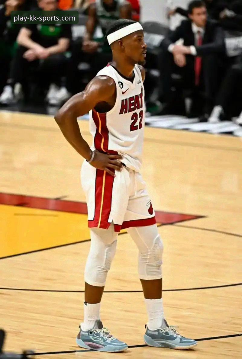 掌握球星爆发关键：KK体育官网最新版本观赛数据分析教程